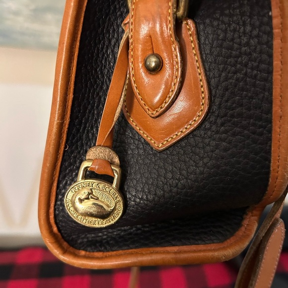 Dooney & Bourke Black and Tan Crossbody Bag with Adjustable Strap - Picture 4 of 4